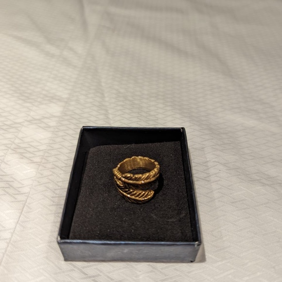 Brass Coloured Stainless Steel Feather Ring - Picture 4 of 4